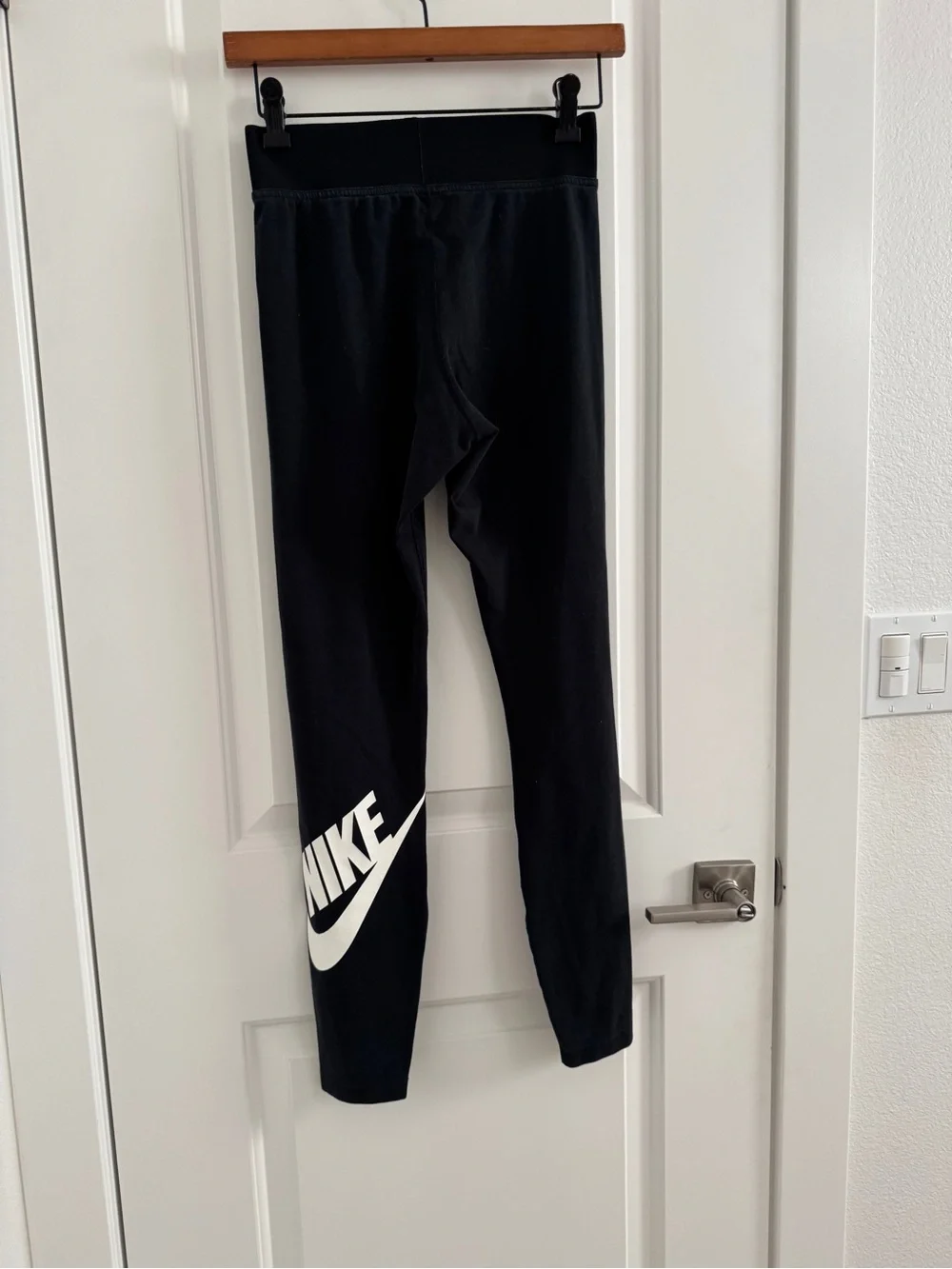 Nike Just Do It sports wear leggings Sz S Small women’s athletic wear authentic